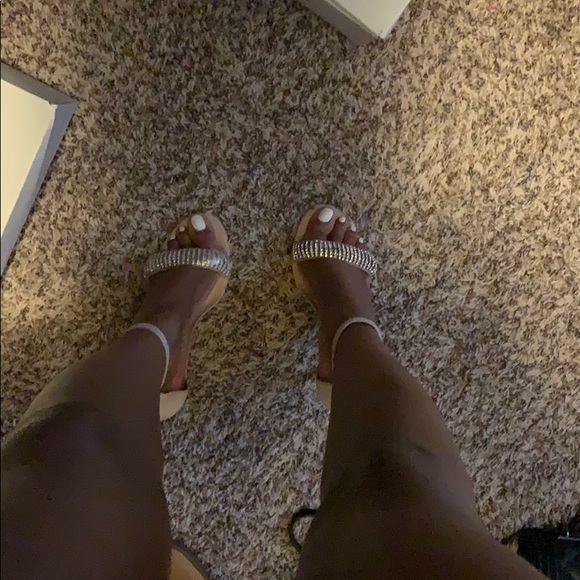 Heels - Picture 2 of 7